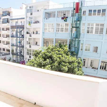 Flh Gulbenkian Flat With Balcony * Lizbona