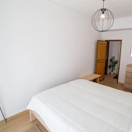 Flh Gulbenkian Flat With Balcony