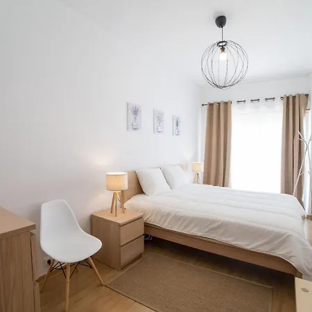 Flh Gulbenkian Flat With Balcony Apartment