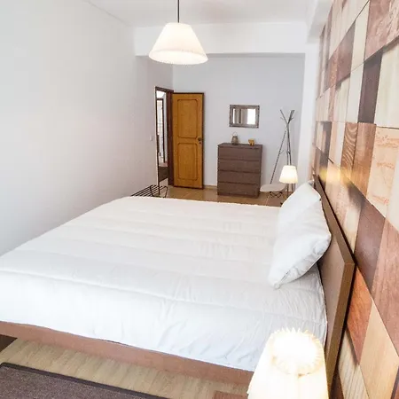 Daire Flh Gulbenkian Flat With Balcony *